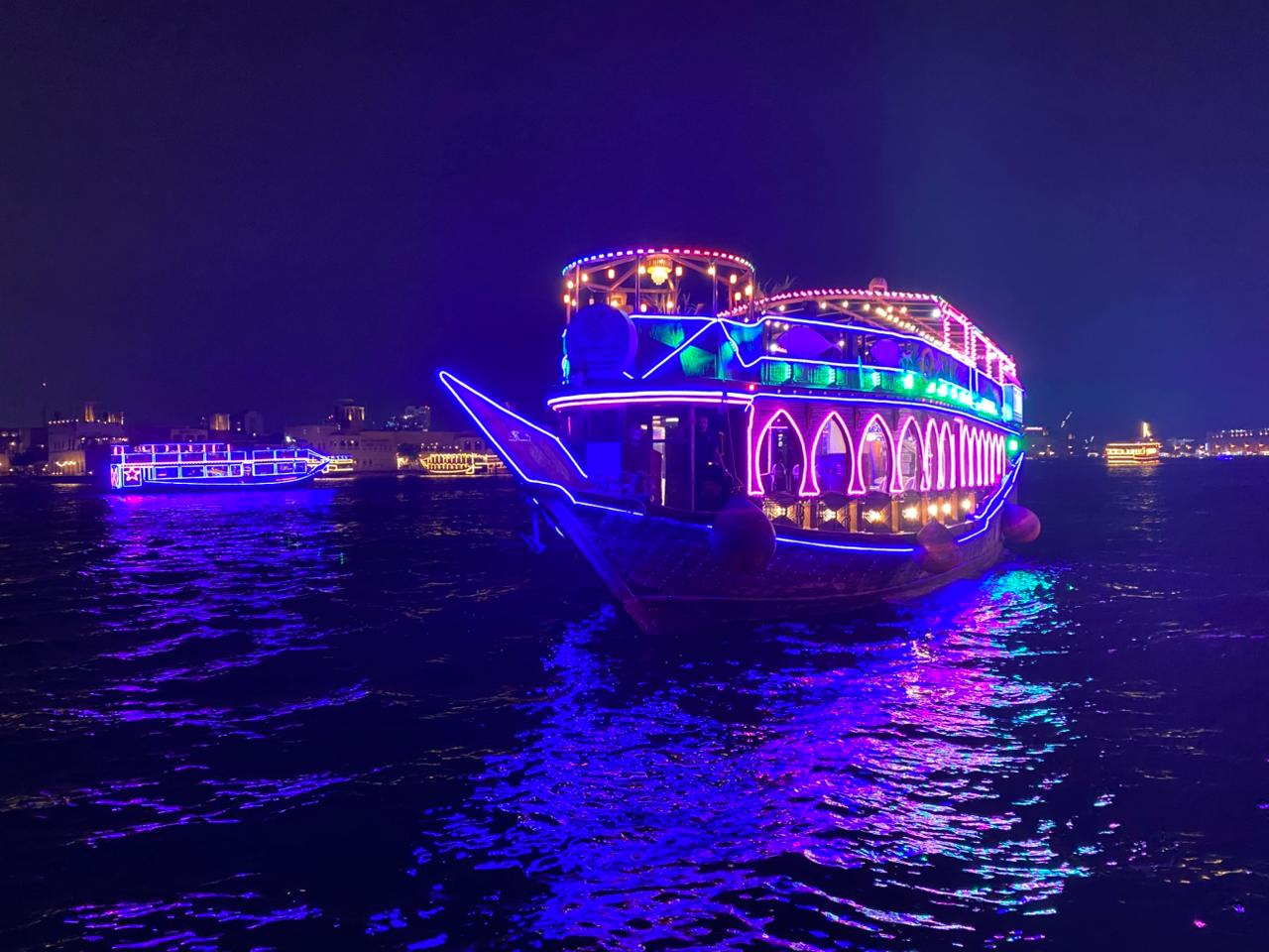 Valentine's Cruise - Couple (Gold) - Image 3