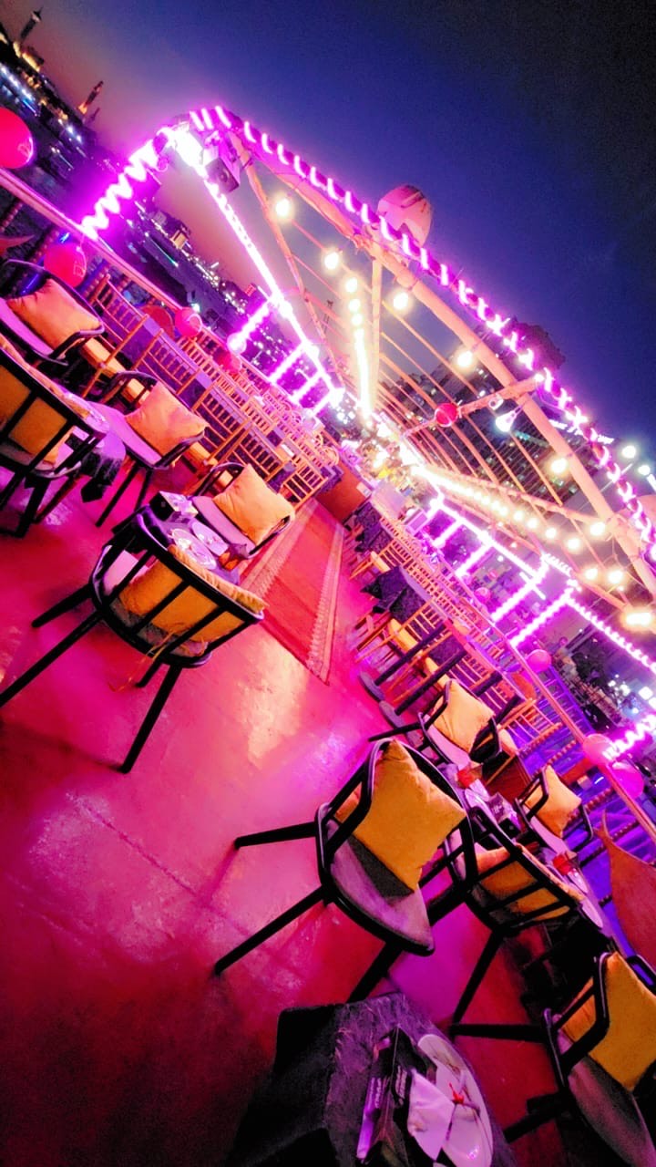 Valentine's Cruise - Couple (Gold) - Image 6